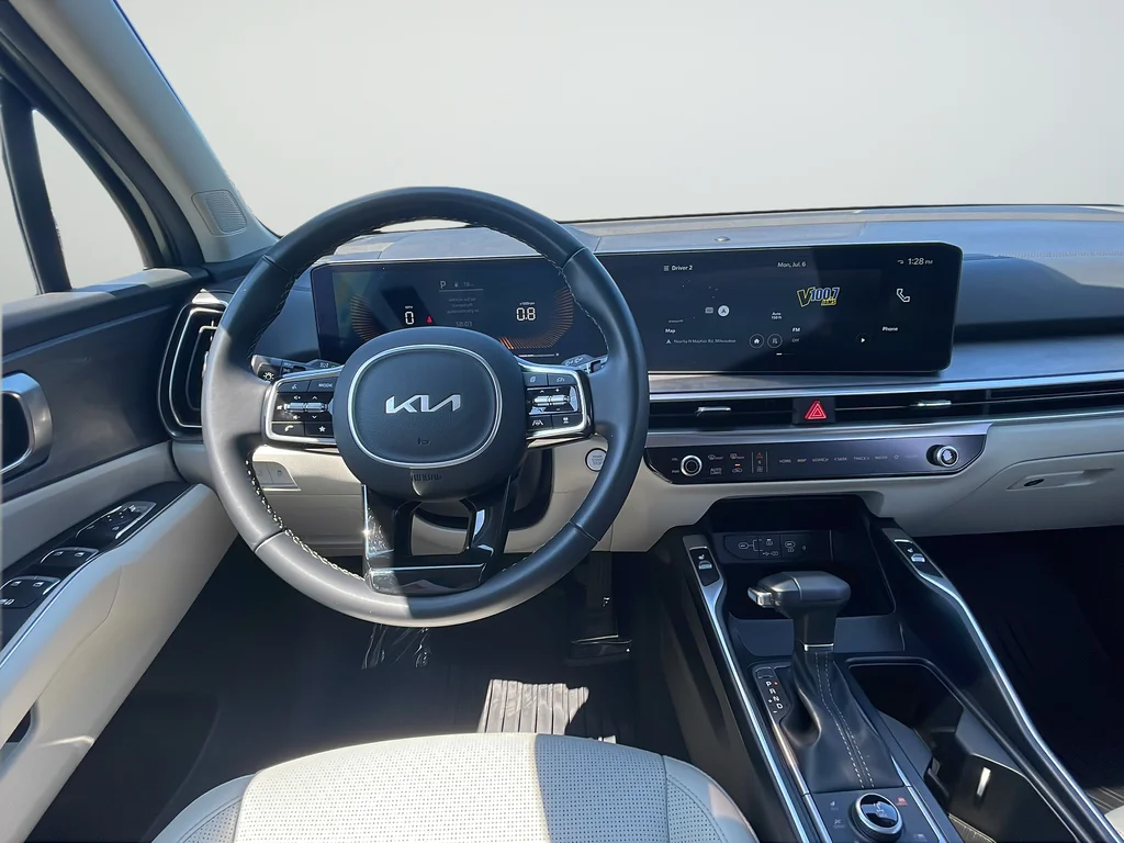 Certified Used 2024 Green Kia X-Line EX image 11