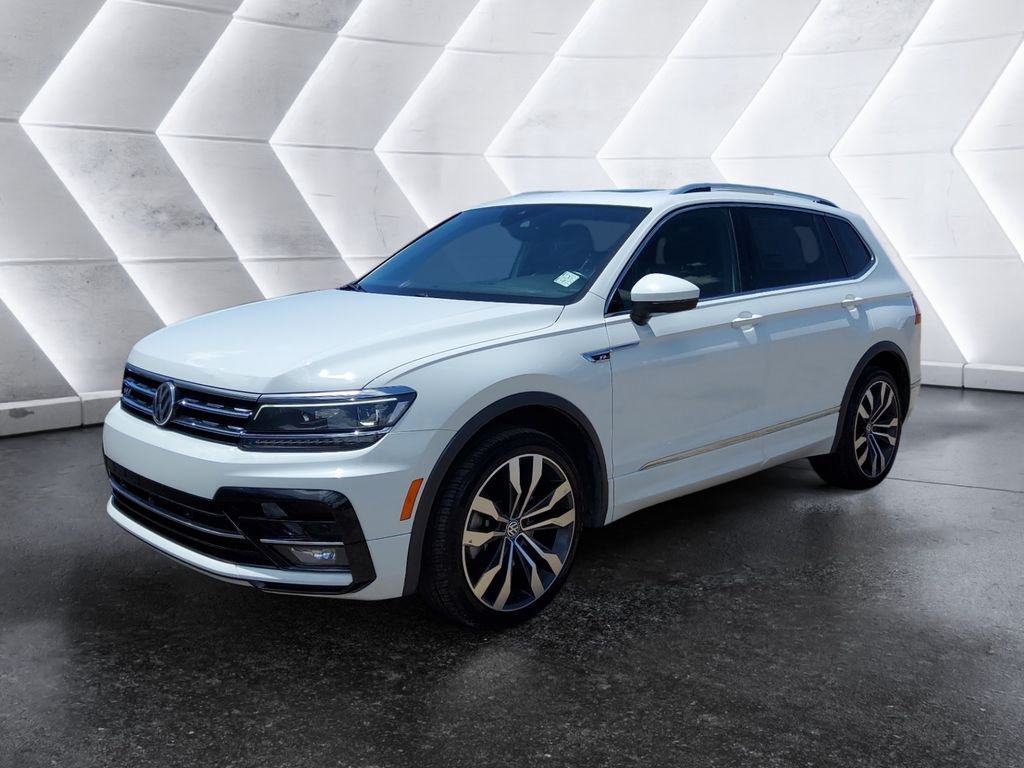 Used 2019 Beige Volkswagen 2.0T SEL Premium R-Line image 3