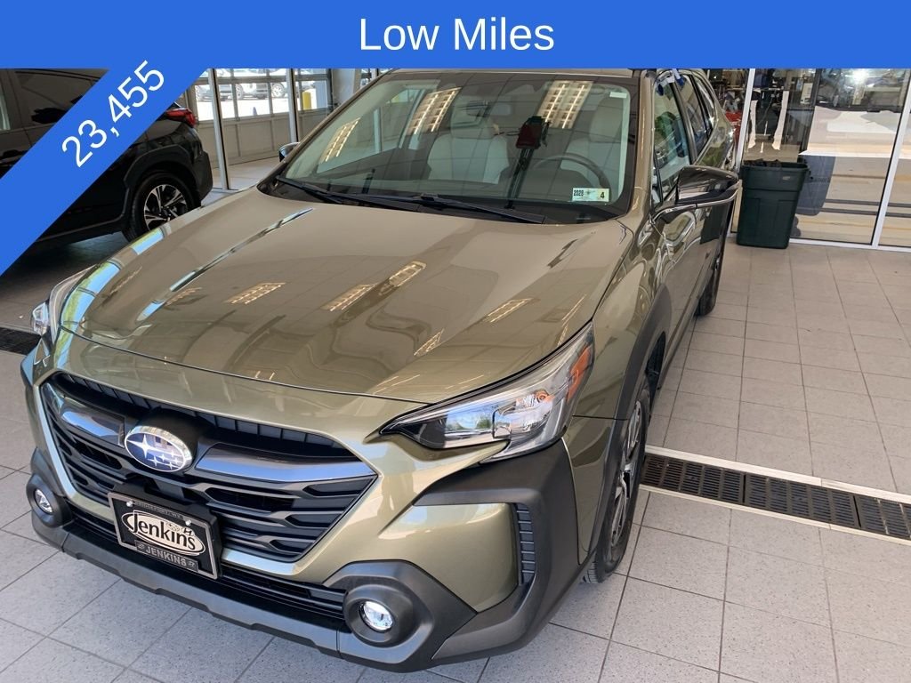 Used 2025 Green Subaru Premium image 2