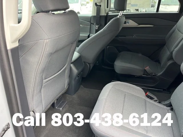 New 2026 Space White Metallic Ford Active image 11