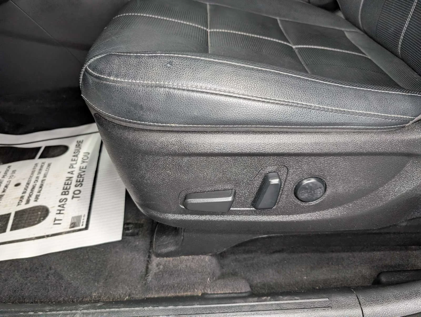 Used 2022 Wolf Gray Kia EX image 39