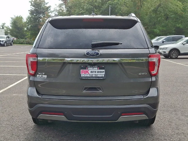 Used 2019 Gray Ford XLT image 6