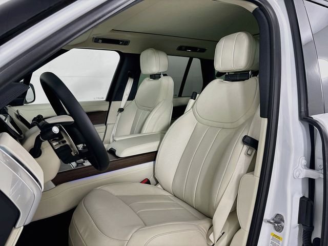 New 2027 White Land Rover SE image 20