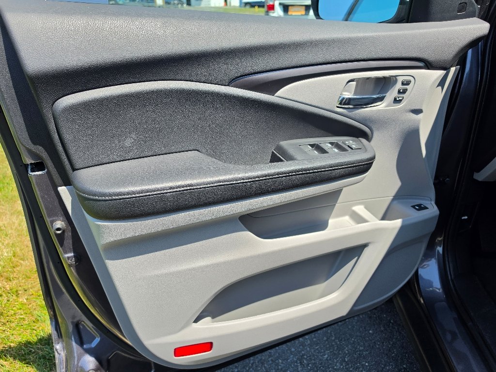 Used 2021 Gray Honda EX-L image 30