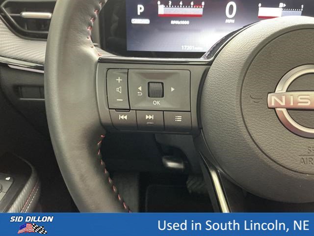 Used 2025 Super Black Nissan SR image 9