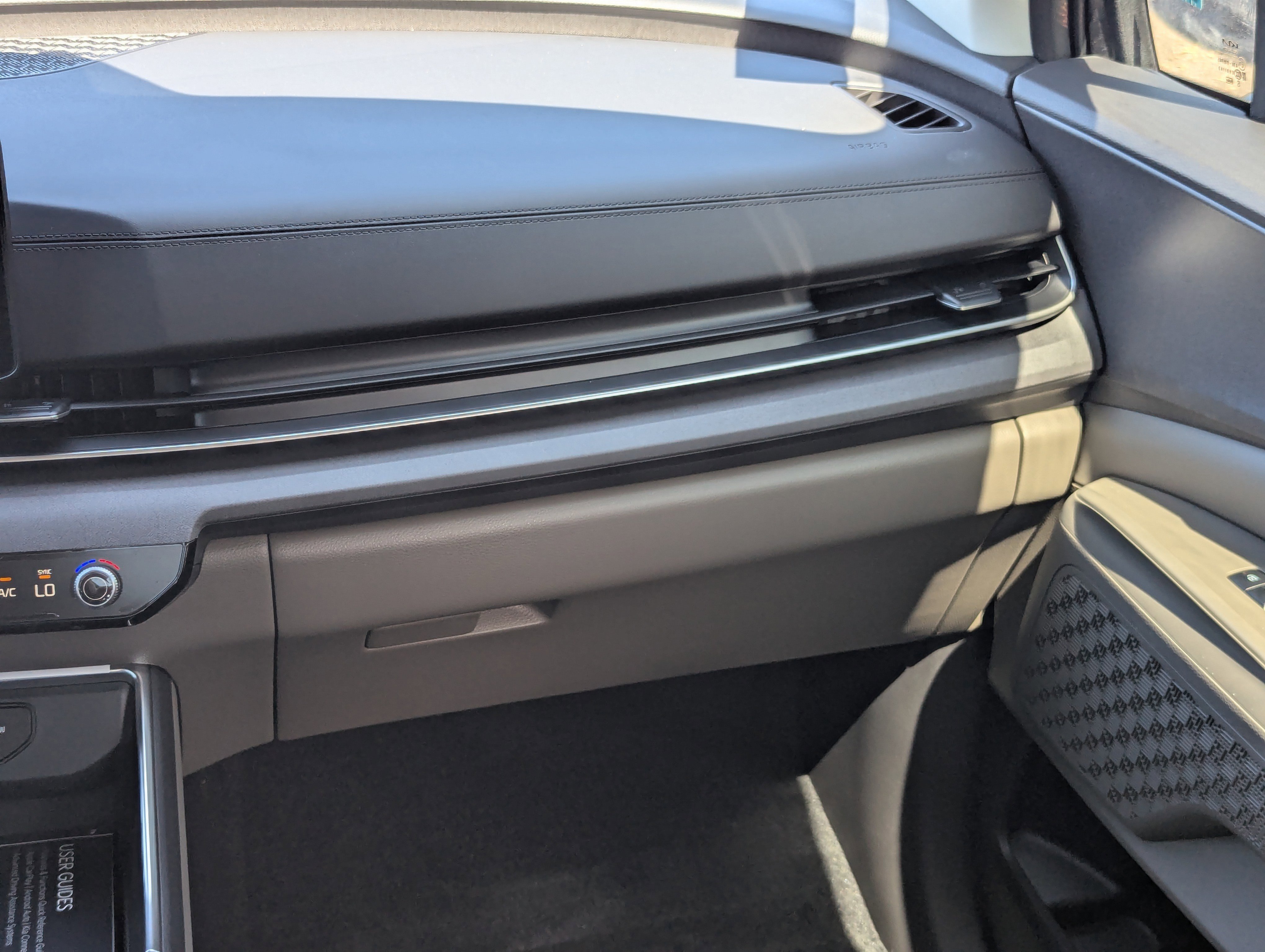 2026 Kia Carnival SX - Photo 15