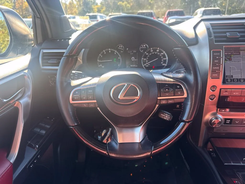 Used 2021 White Lexus 460 Luxury image 16