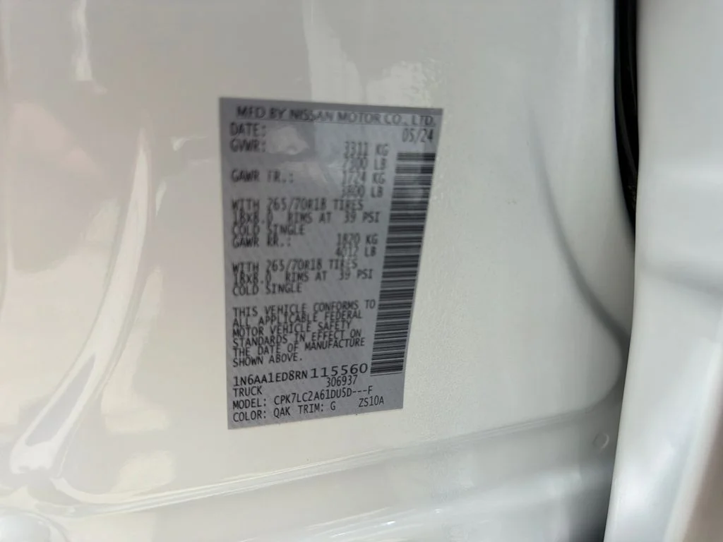 2024 Nissan Titan SV - Photo 35