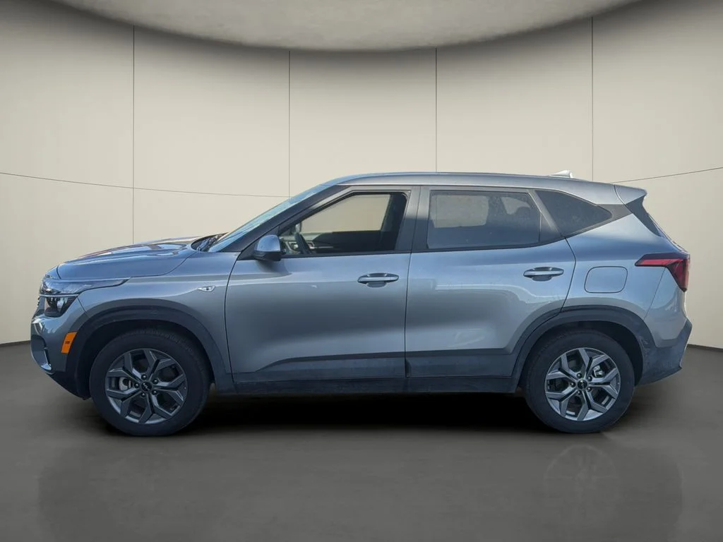 Used 2026 Gray Kia LX image 4