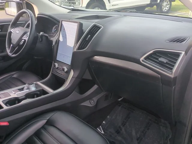 Used 2024 Black Ford SEL image 34