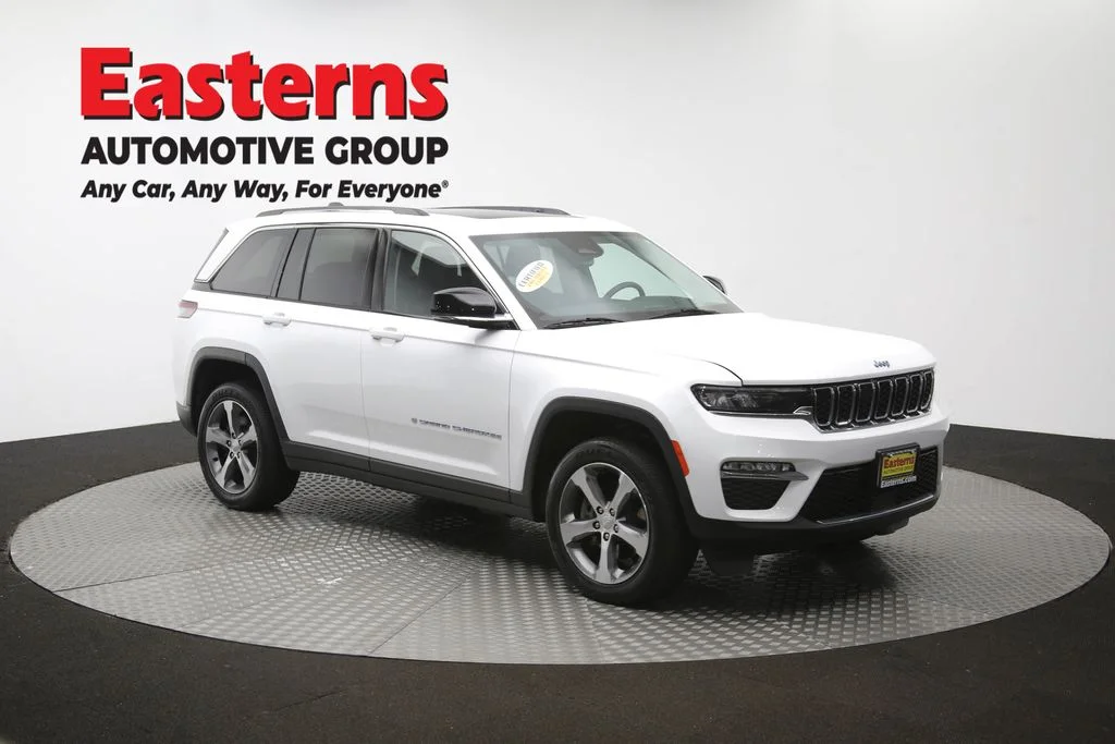 Used 2023 White Jeep 4xe image 52
