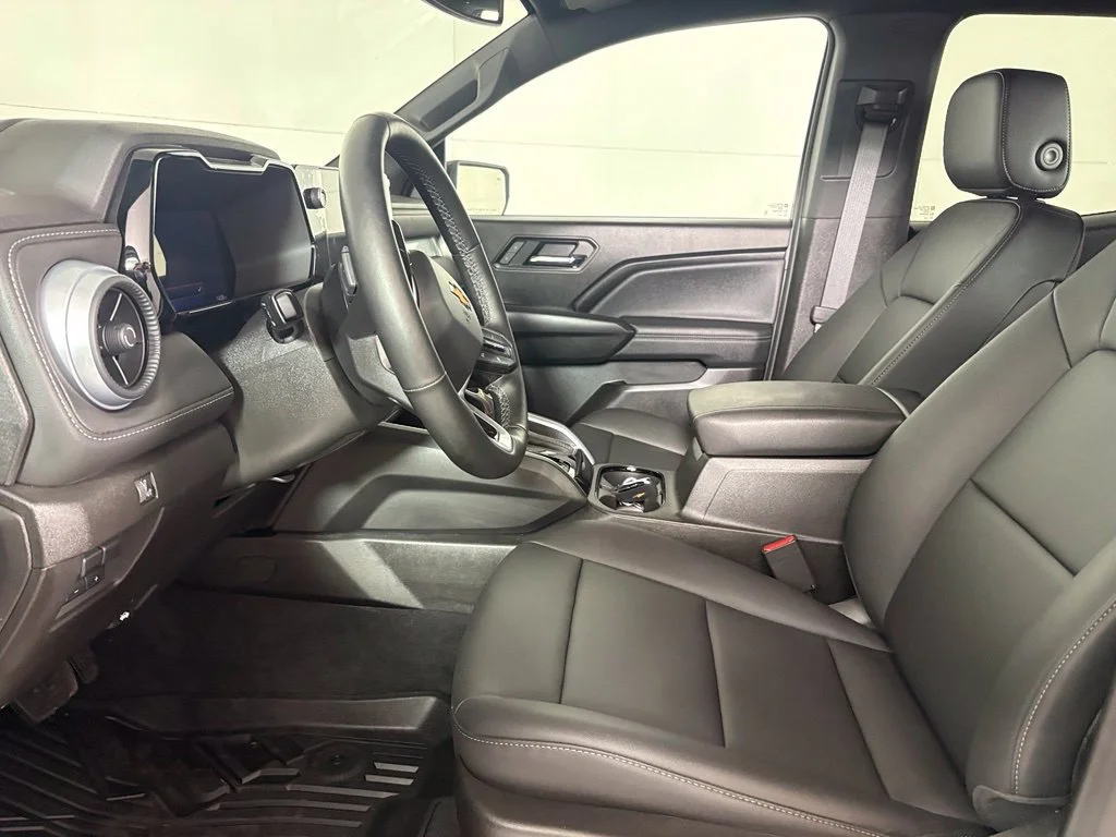 Used 2025 Sterling Gray Metallic Chevrolet WT/LT image 26