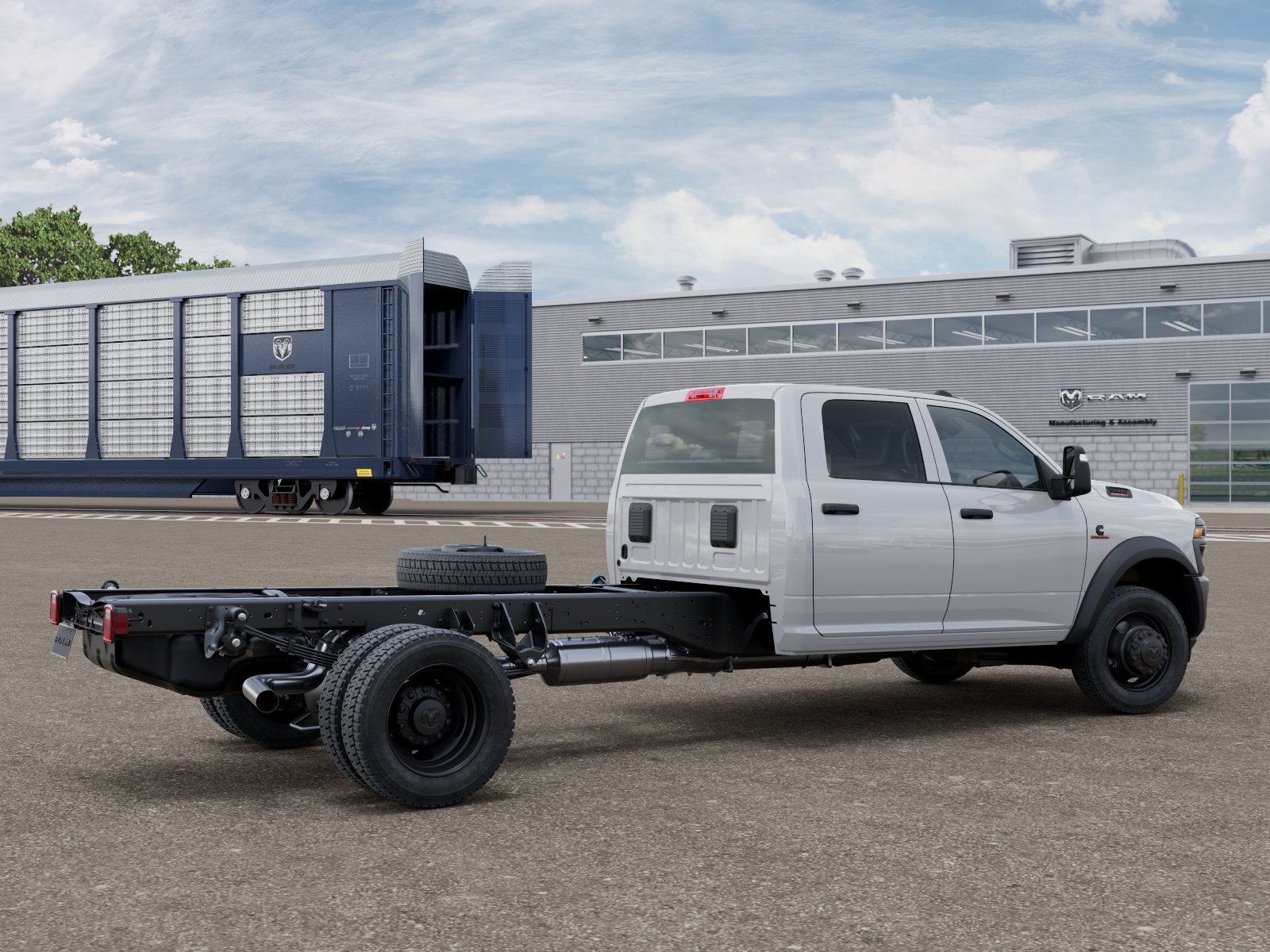 New 2026 Bright White Clear-Coat Exterior Paint RAM TRADESMAN image 2