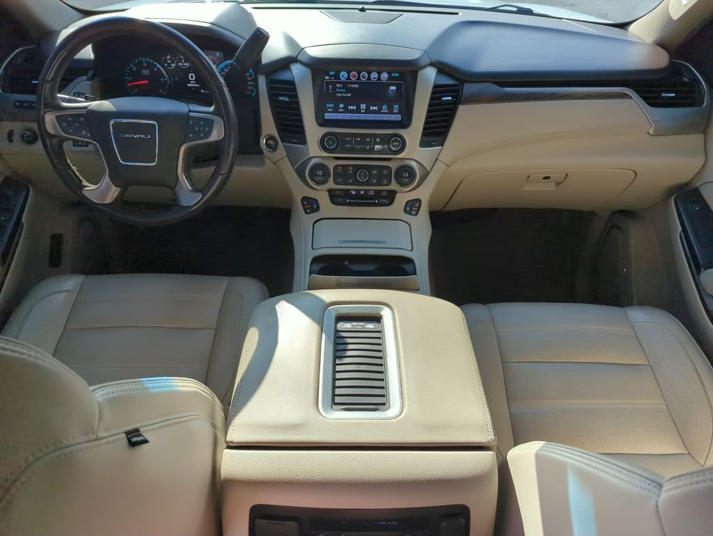 Used 2019 White GMC Denali image 14
