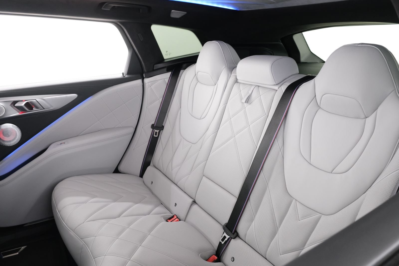 New 2026 Black Sapphire Metallic BMW Label image 55