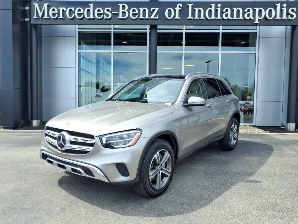 Used 2022 Mojave Silver Metallic Mercedes-Benz GLC 300 image 1