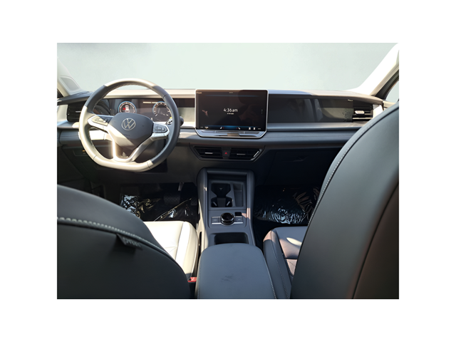 2025 Volkswagen Tiguan SE - Photo 20