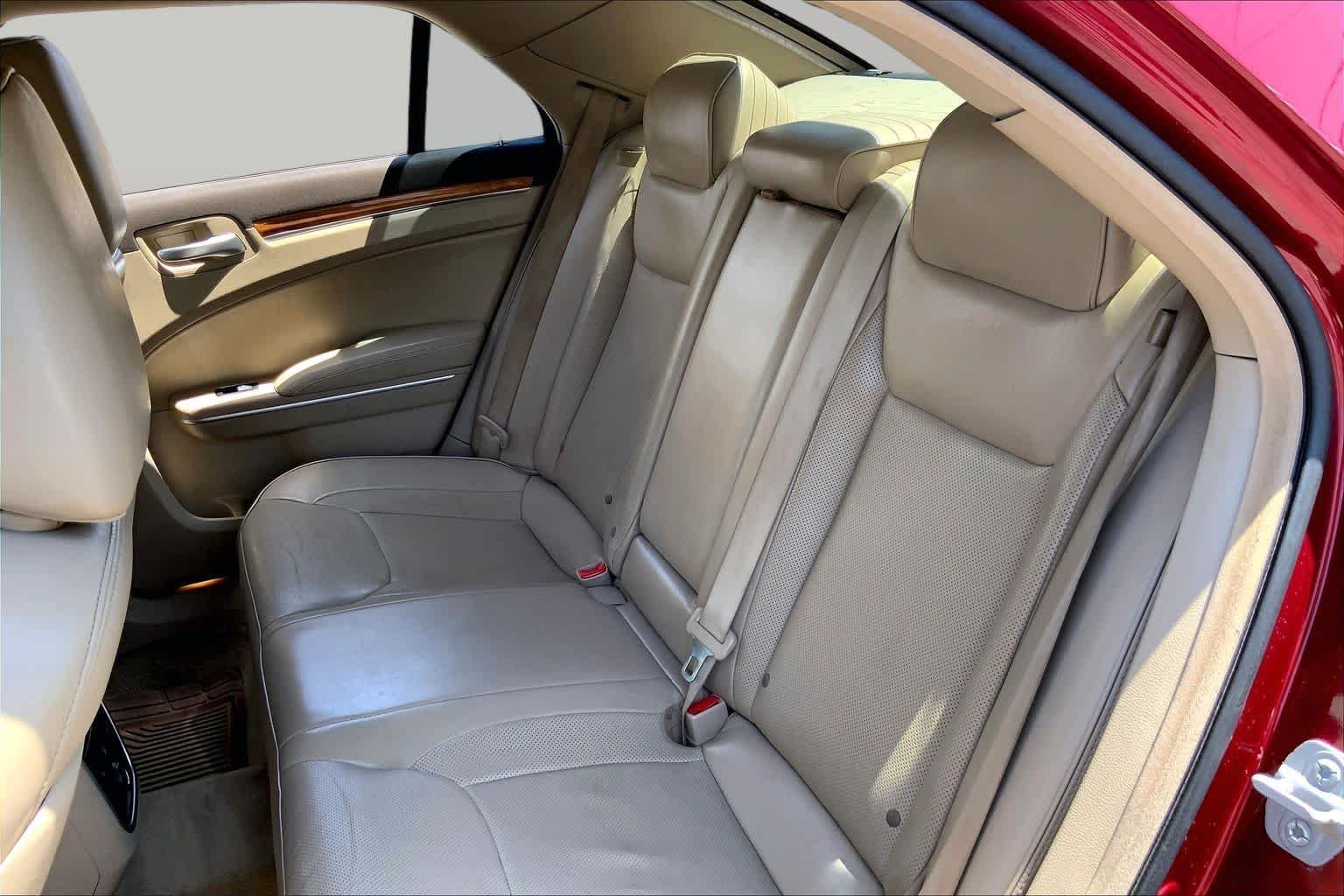 Used 2014 Deep Cherry Red Crystal Pearlcoat Chrysler 300C image 17