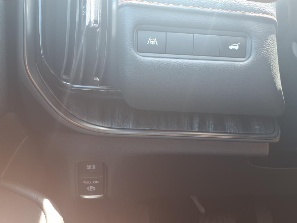 2025 Nissan Armada PRO-4X - Photo 13