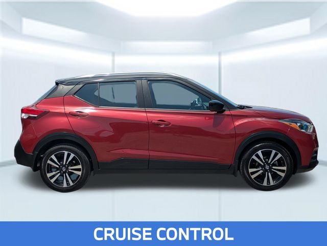 Used 2019 Cayenne Red Nissan SV image 8