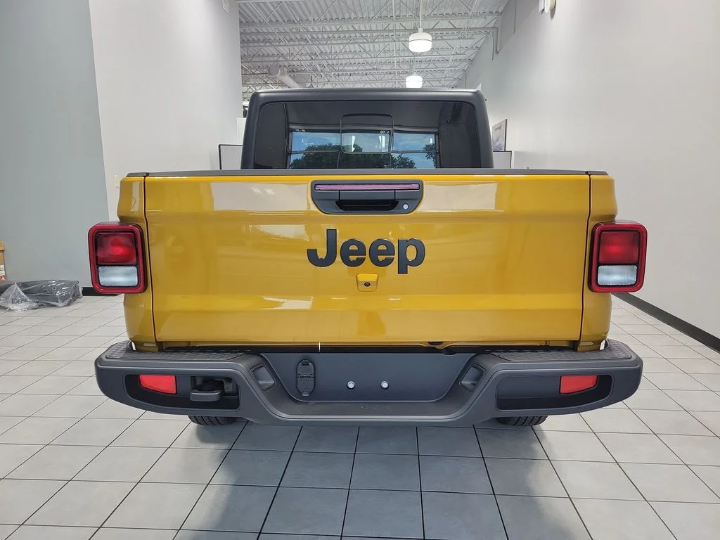 New 2026 Goldilocks (DISC) Jeep Sport S image 6