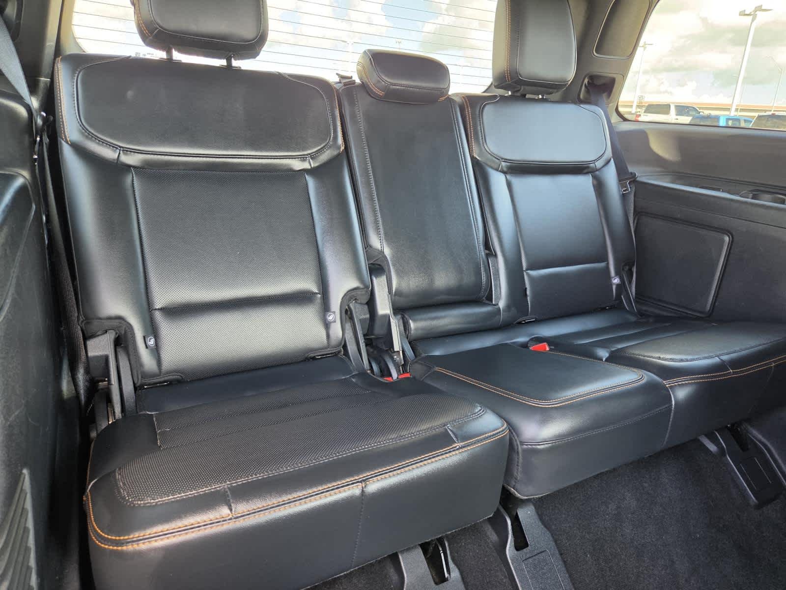 Used 2025 Agate Black Metallic Ford Tremor image 12