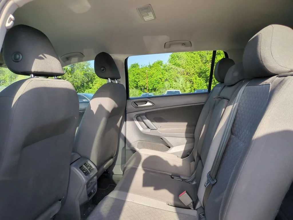 Used 2019 Green Volkswagen 2.0T S image 6