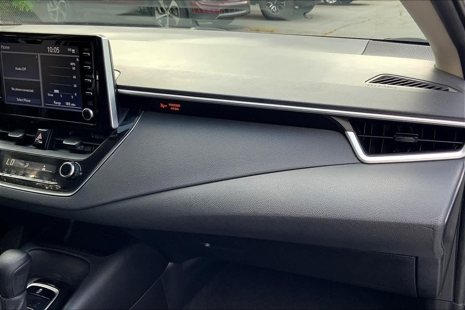 Used 2020 Classic Silver Metallic Toyota LE image 17