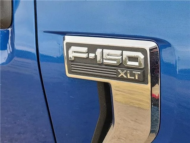 Used 2024 Atlas Blue Metallic Ford XLT 4x4 SuperCrew Cab 5.5 ft. box 145 in. WB image 8