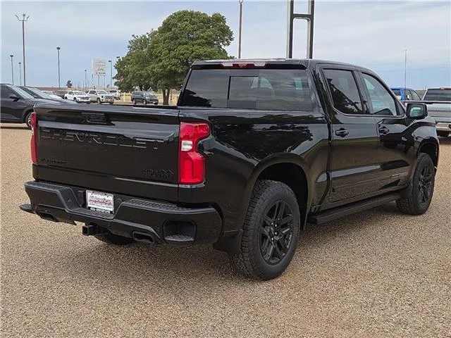 New 2026 GBA Black Chevrolet High Country 4x4 Crew Cab 5.75 ft. box 147.4 in. W image 4