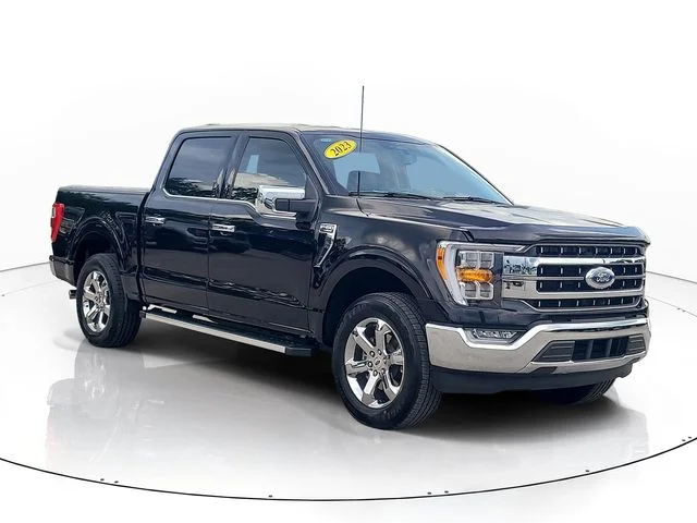 Used 2023 Black Ford Lariat image 3