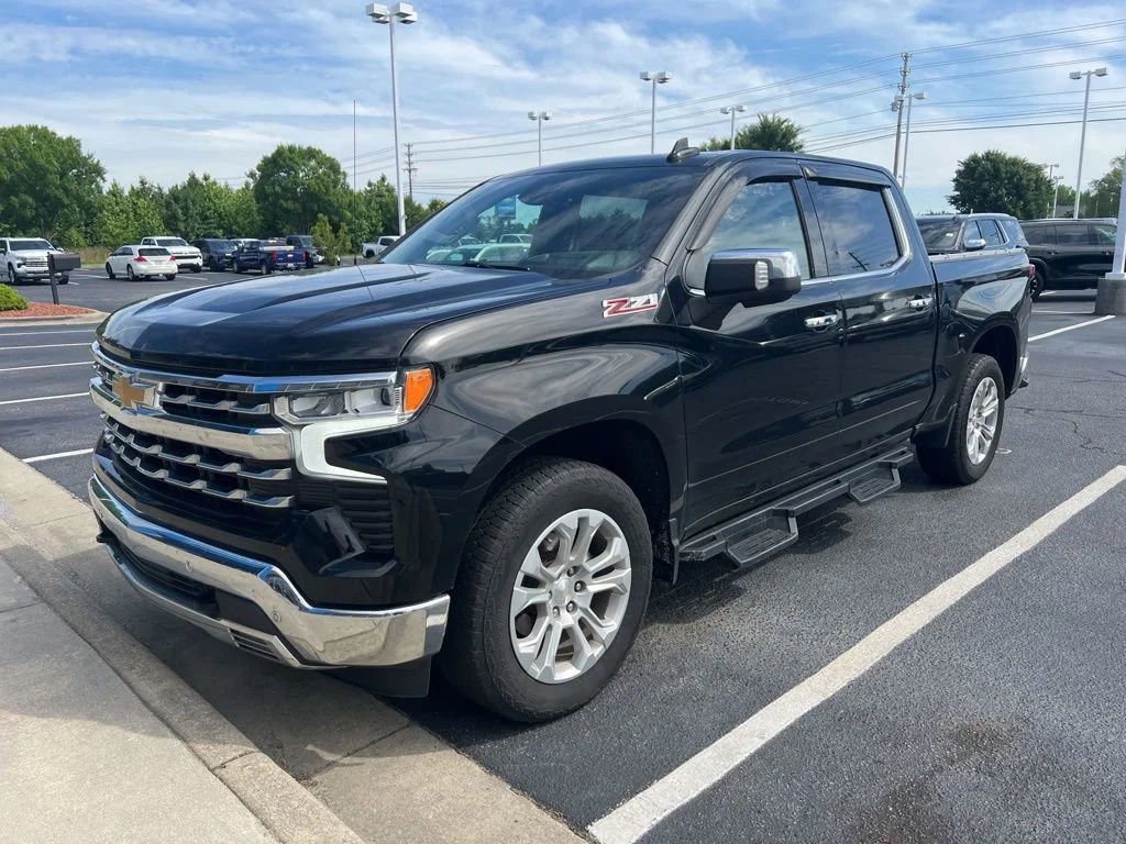 2022 Chevrolet Silverado 1500 LTZ 4X4 Crew Cab Short Box's photo