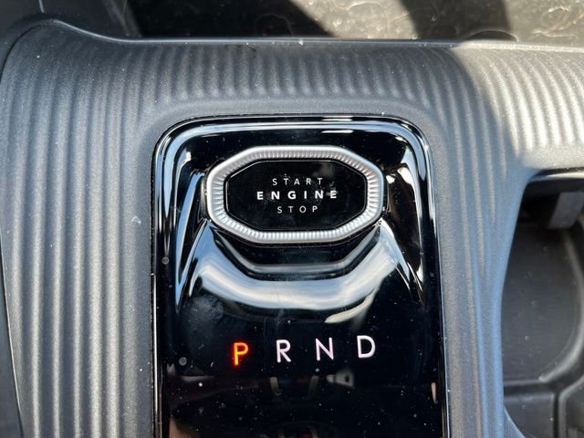 New 2026 Hydro Blue Pearlcoat Jeep Laredo image 34