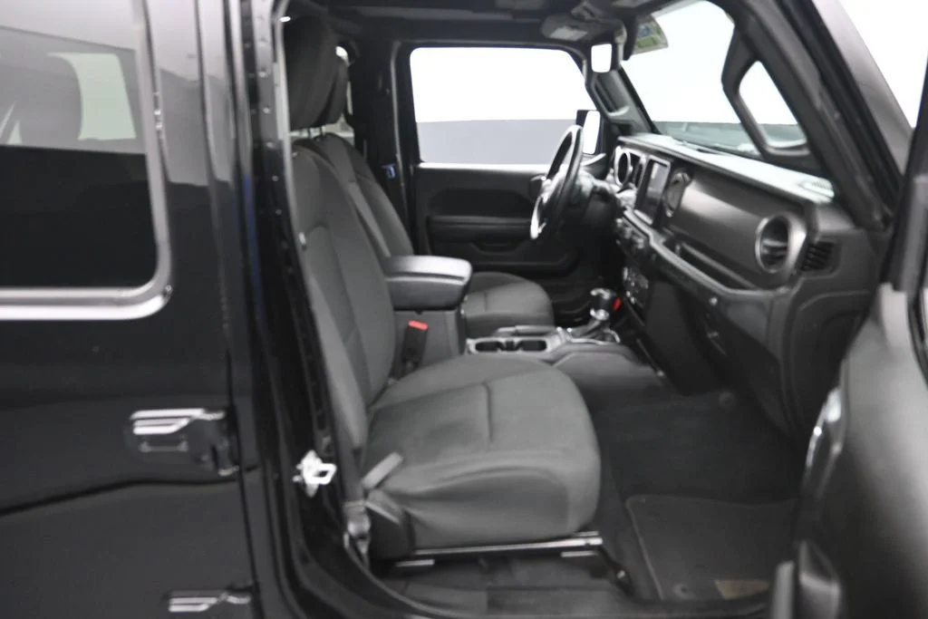 Used 2022 Black Jeep Unlimited Sport S image 10