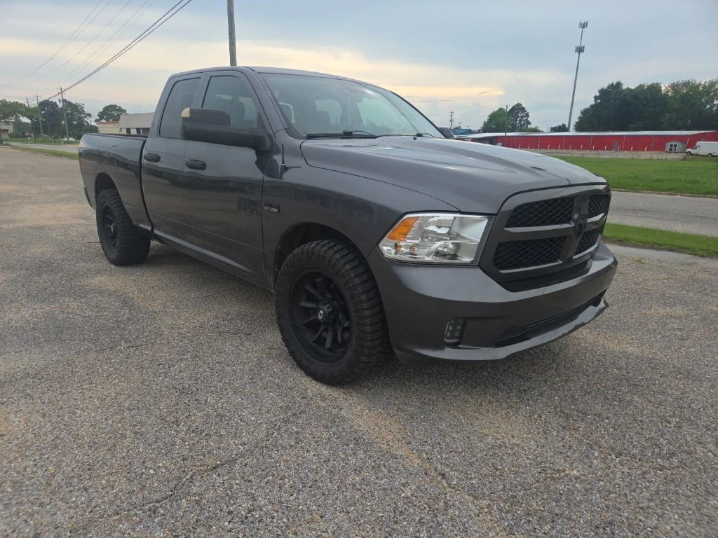 Used 2018 Gray Ram Express image 13