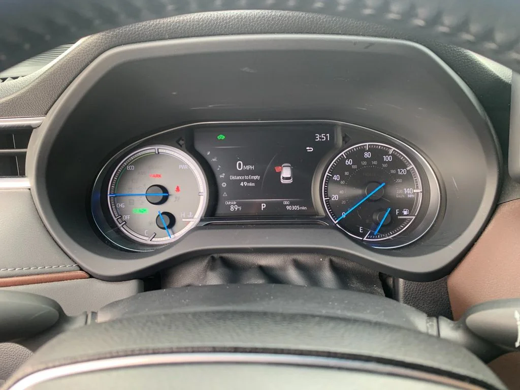 Used 2021 Black Toyota XLE image 30