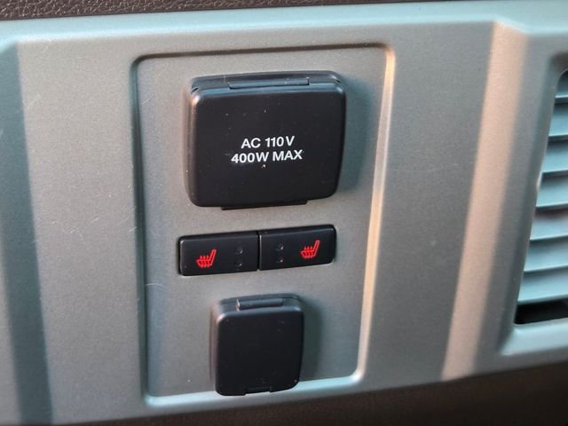 Used 2015  Ford King Ranch image 26