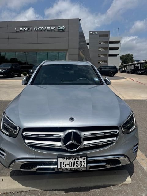 Used 2022 Silver Mercedes-Benz GLC 300 image 1