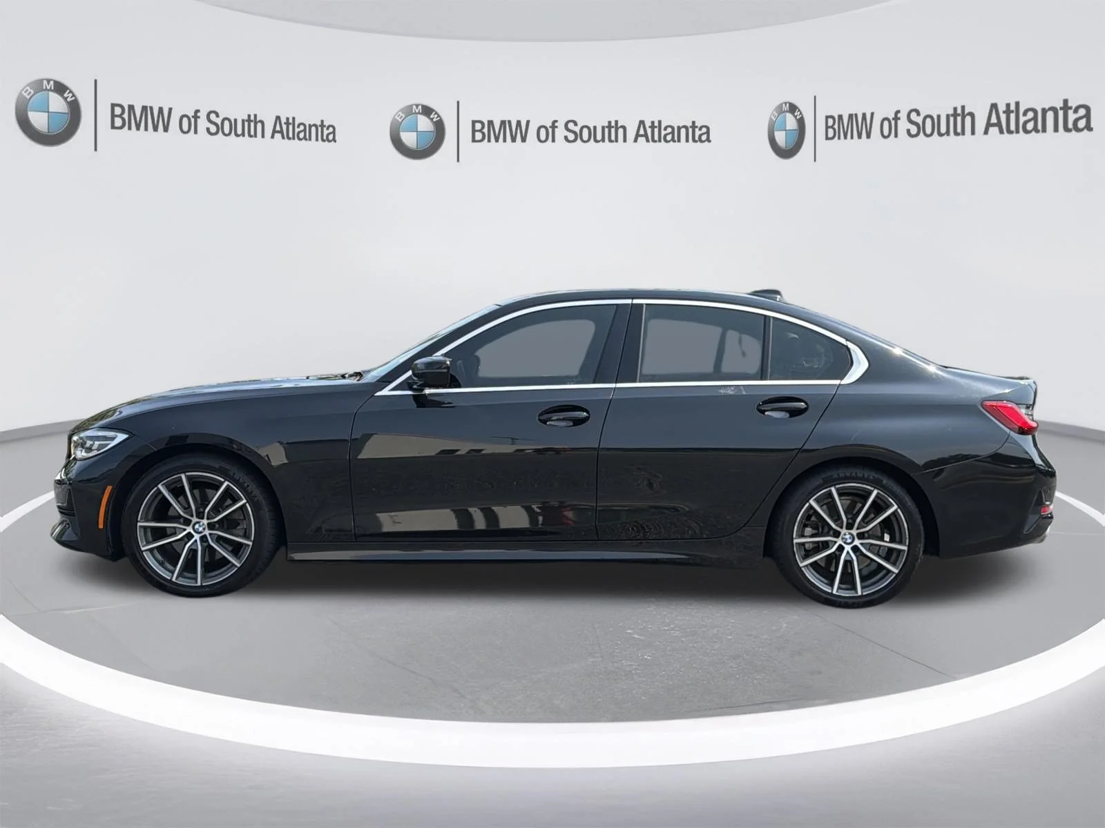 Used 2021 Black Sapphire Metallic BMW 330i image 21
