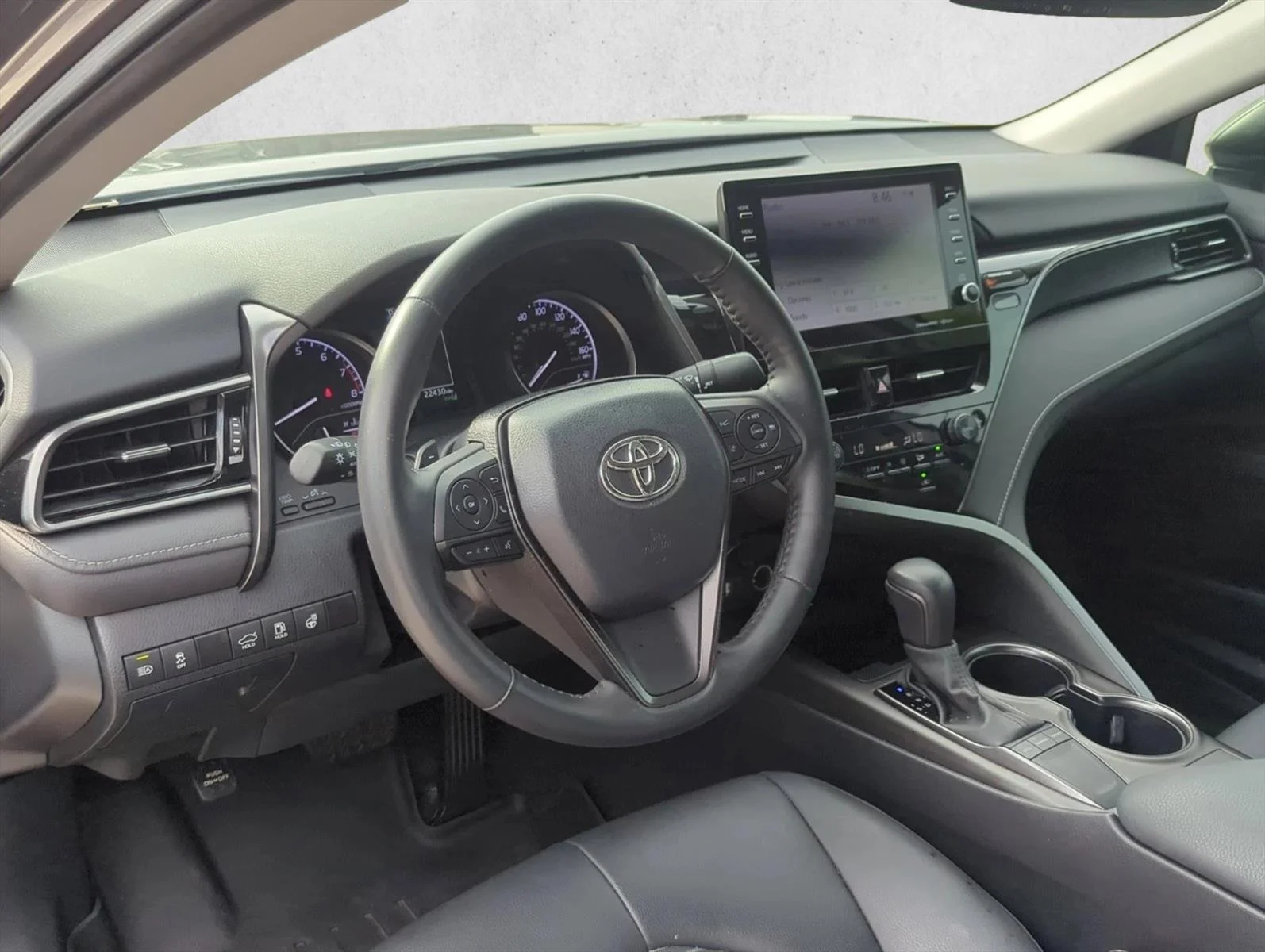 Used 2024 Predawn Gray Mica Toyota SE image 9