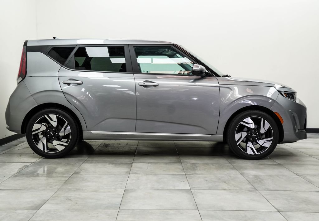 Used 2023 Gray Kia GT-Line image 7