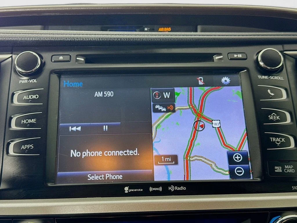 Used 2018 Gray Toyota XLE image 17