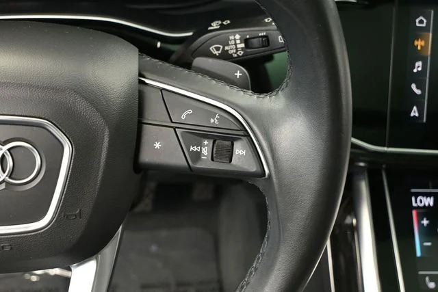 Used 2022 Black Audi 55 Premium Plus image 23