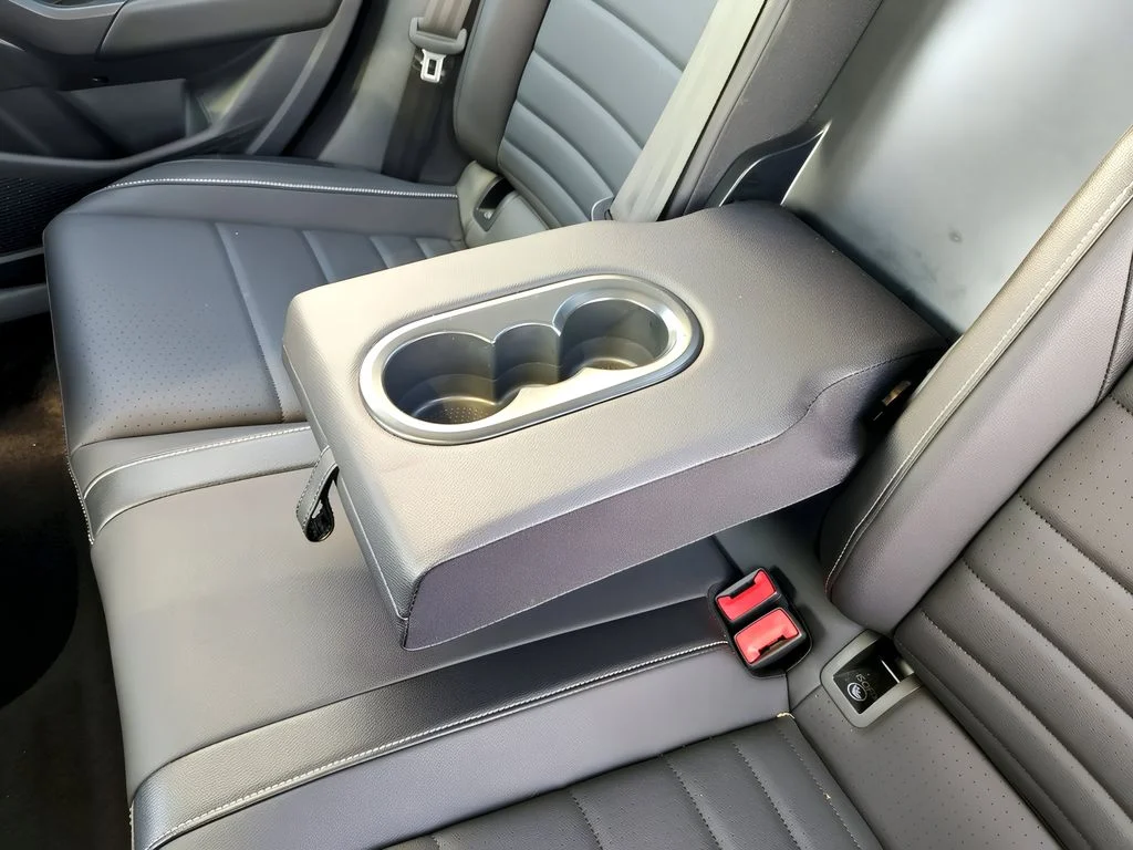 2024 Volkswagen Jetta SE - Photo 27