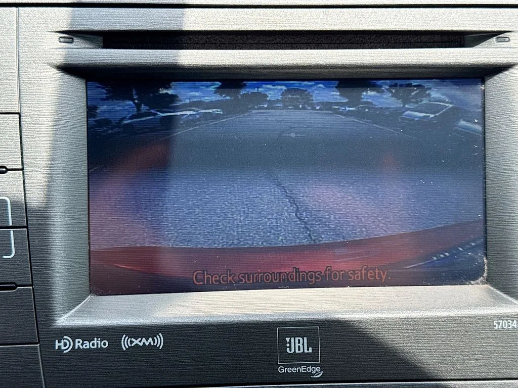 Used 2014 Red Toyota Five image 16