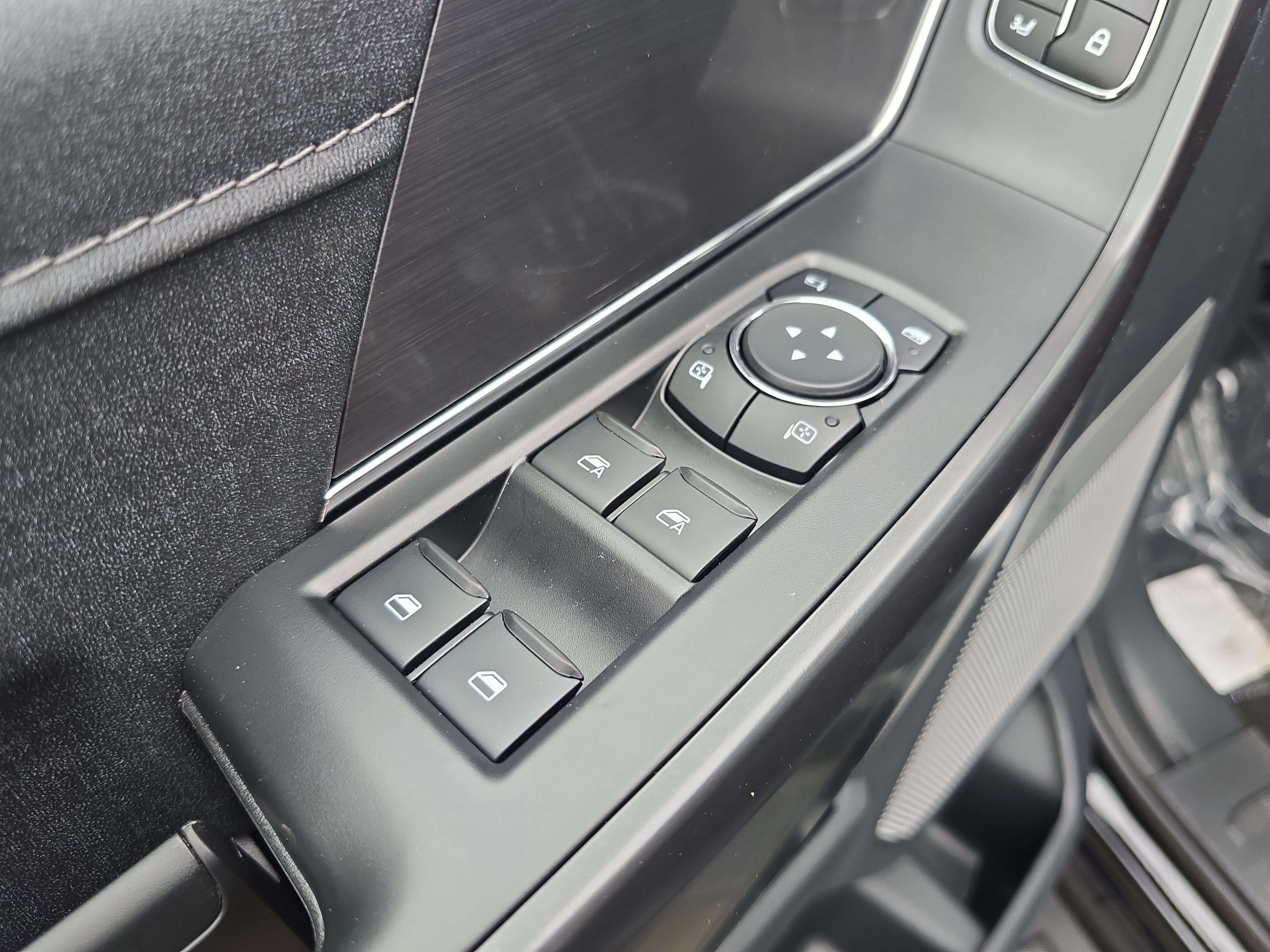 New 2026 Agate Black Metallic Ford Lariat® image 11