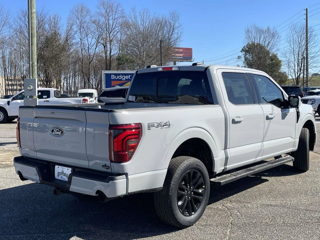 New 2026 Avalanche Ford Lariat® image 3