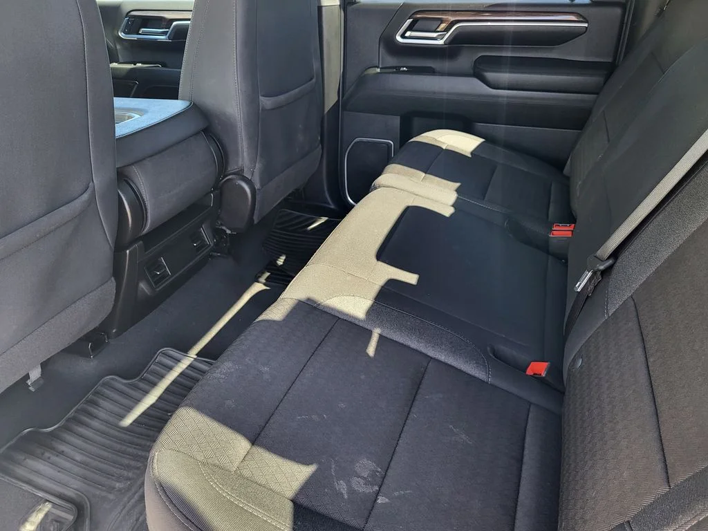 Used 2024 Summit White Chevrolet LT image 20