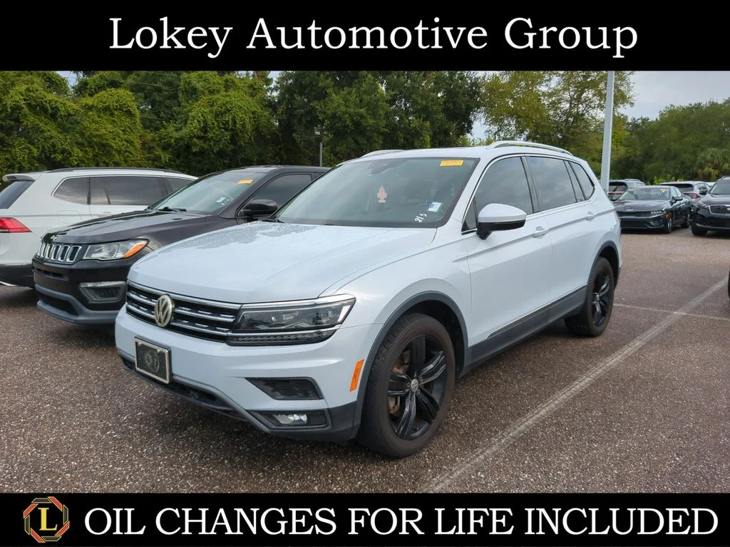 Used 2018 White Volkswagen 2.0T SEL Premium image 1