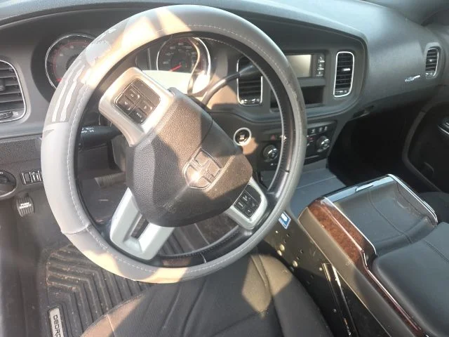 Used 2013 Silver Dodge Police image 7